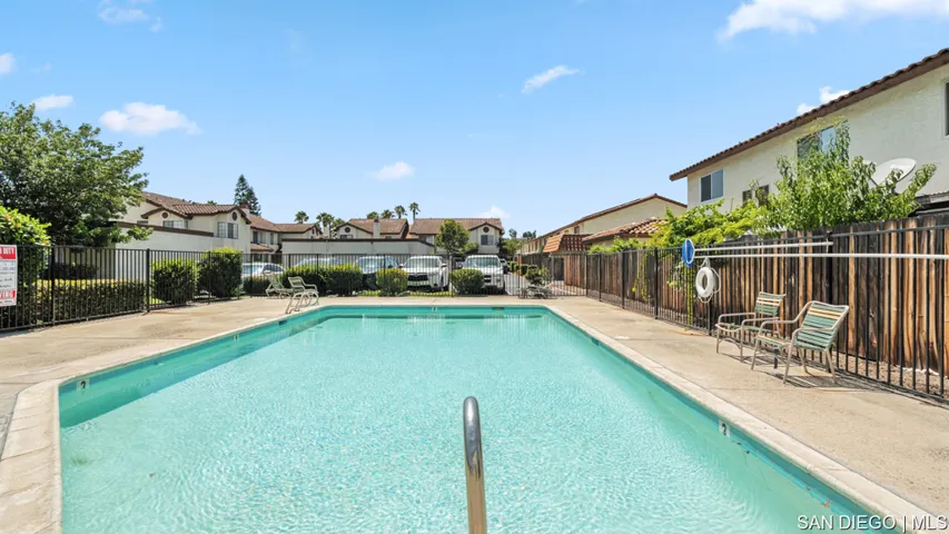 209 Espanas Gln, Escondido, California 92026