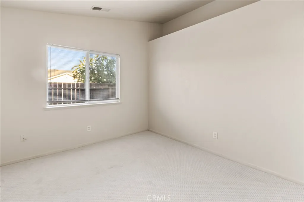 2052 W Solis Street, Merced, California 95348 home-pic-12