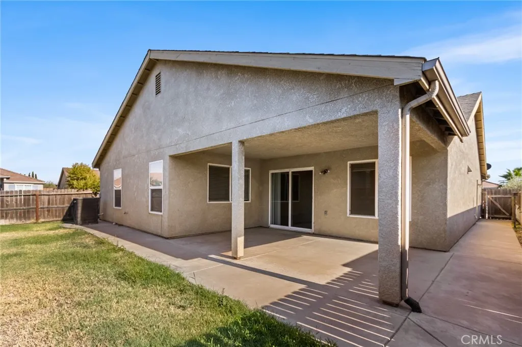 2052 W Solis Street, Merced, California 95348 home-pic-18