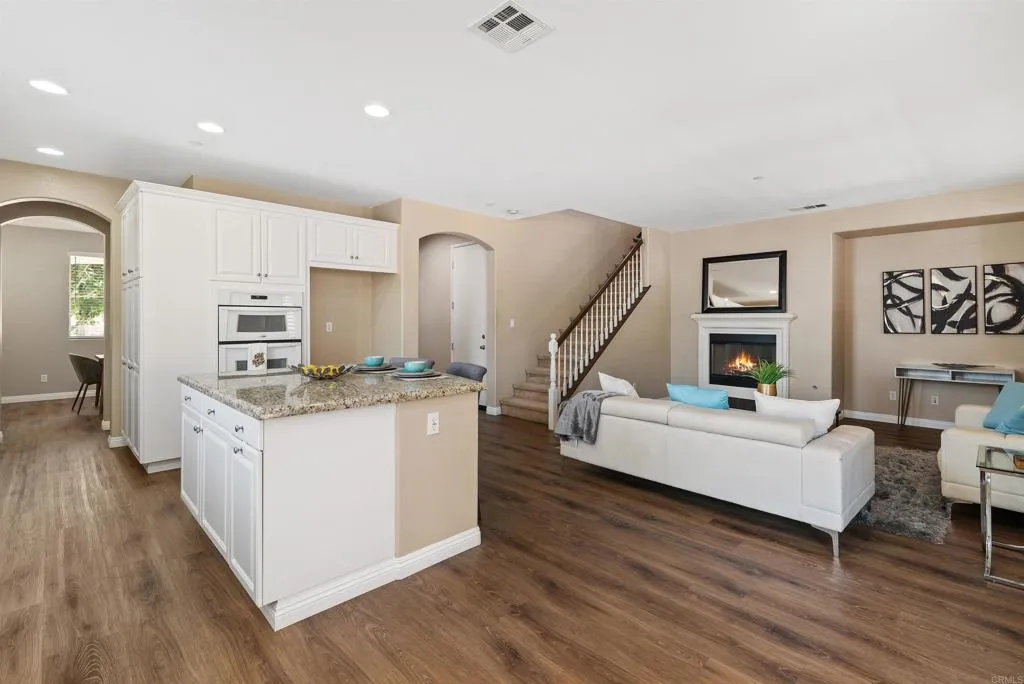 3709 Lake Park Road, Fallbrook, California 92028 home-pic-12