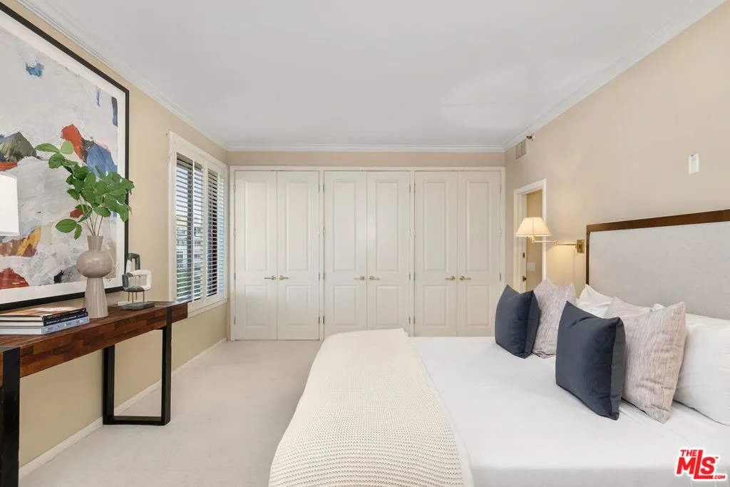 10550 Wilshire Boulevard 305, Los Angeles, California 90024 home-pic-25