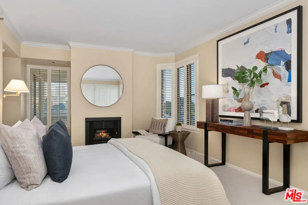 10550 Wilshire Boulevard 305, Los Angeles, California 90024 home-pic-24