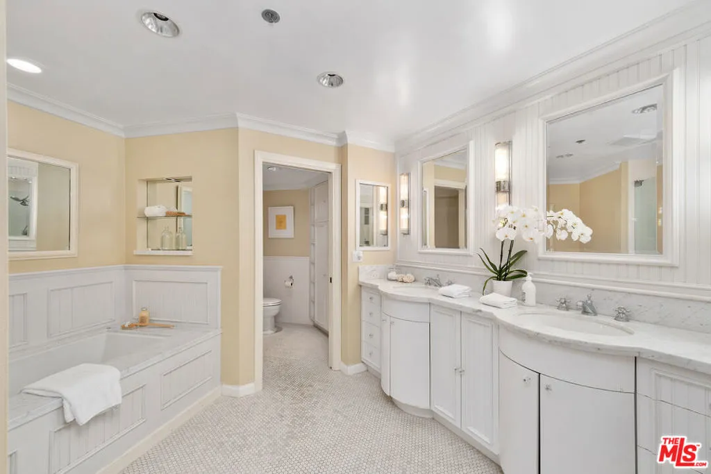 10550 Wilshire Boulevard 305, Los Angeles, California 90024 home-pic-28