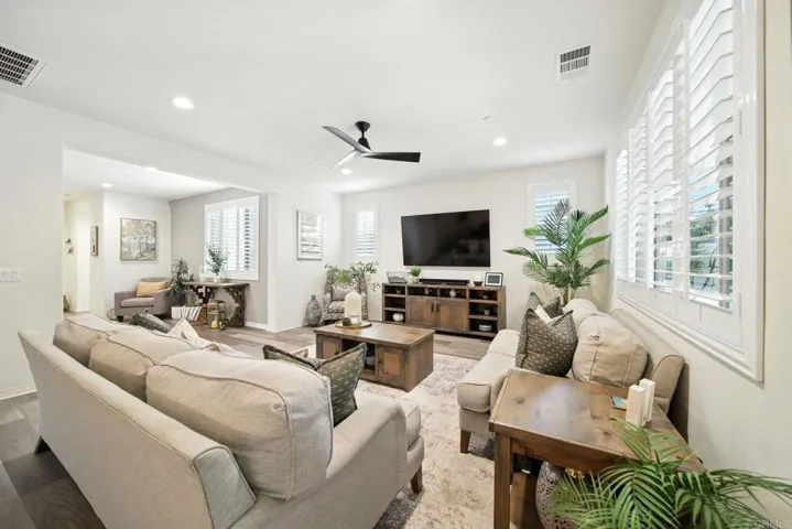 232 Reserve Court, San Marcos, California 92078