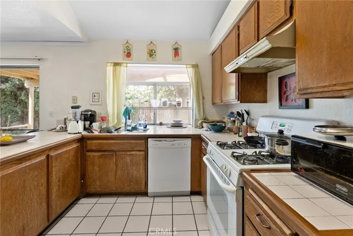 12571 Heartleaf Street, Moreno Valley, California 92553