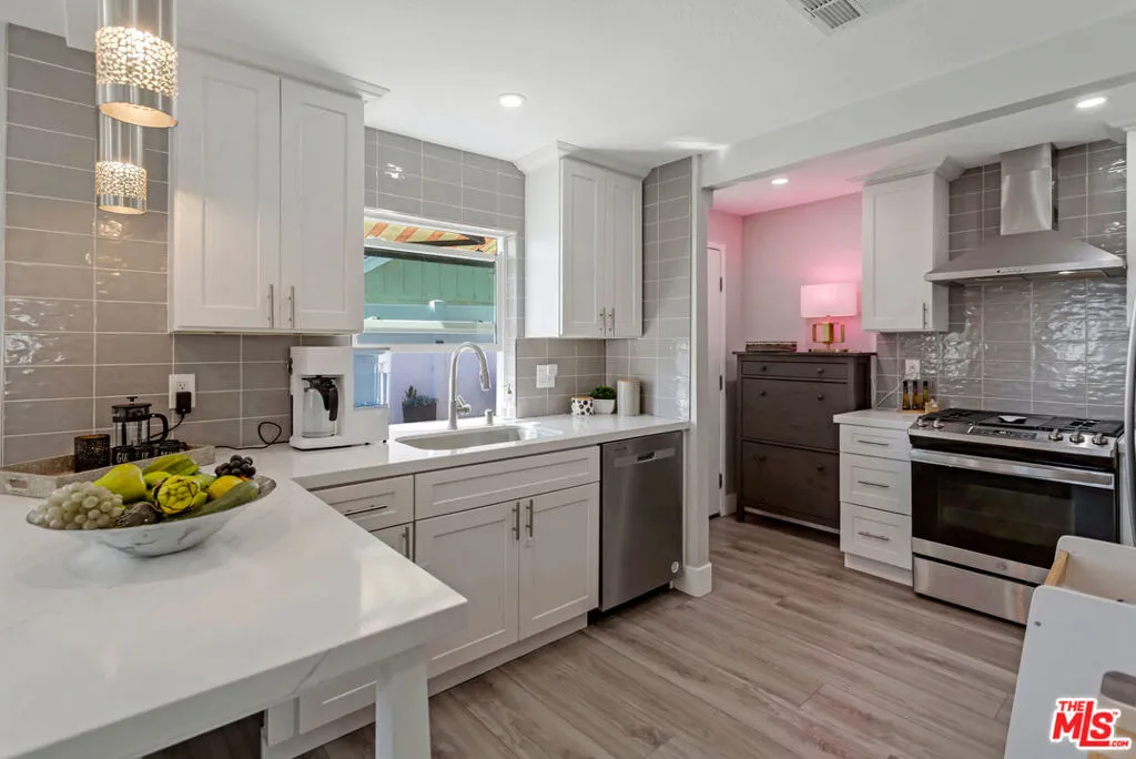 2371 Belleglade Avenue, Los Angeles, California 90032 home-pic-8