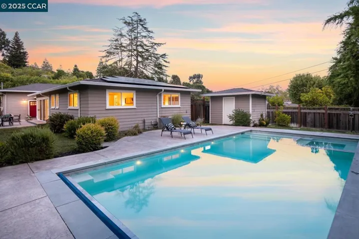1100 Hillcrest Drive, Lafayette, California 94549