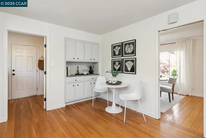 1100 Hillcrest Drive, Lafayette, California 94549
