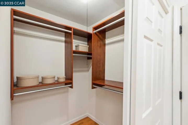 1100 Hillcrest Drive, Lafayette, California 94549