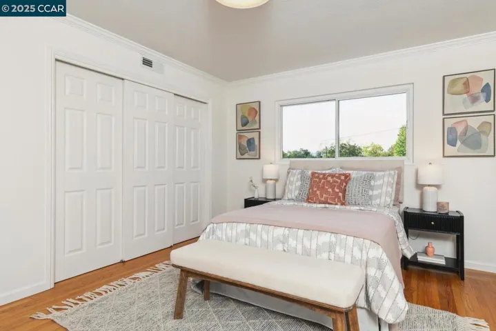 1100 Hillcrest Drive, Lafayette, California 94549