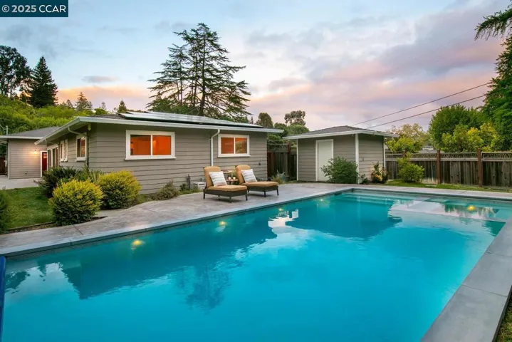 1100 Hillcrest Drive, Lafayette, California 94549
