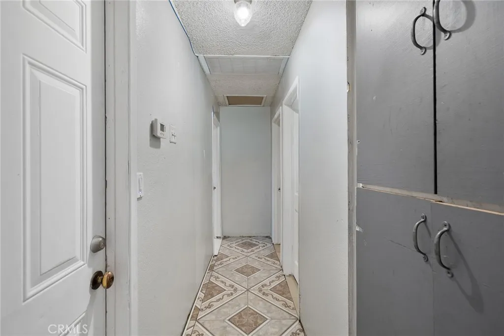 11926 Kathyann Street, Sylmar, California 91342 home-pic-7