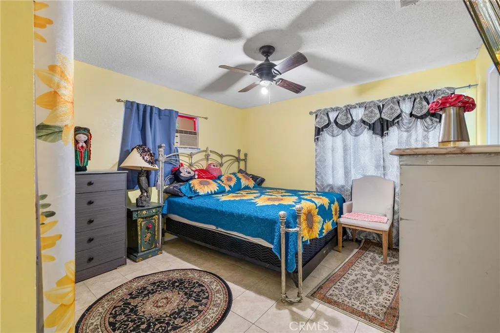 11926 Kathyann Street, Sylmar, California 91342 home-pic-8