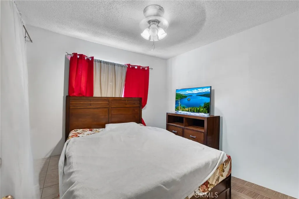 11926 Kathyann Street, Sylmar, California 91342 home-pic-14