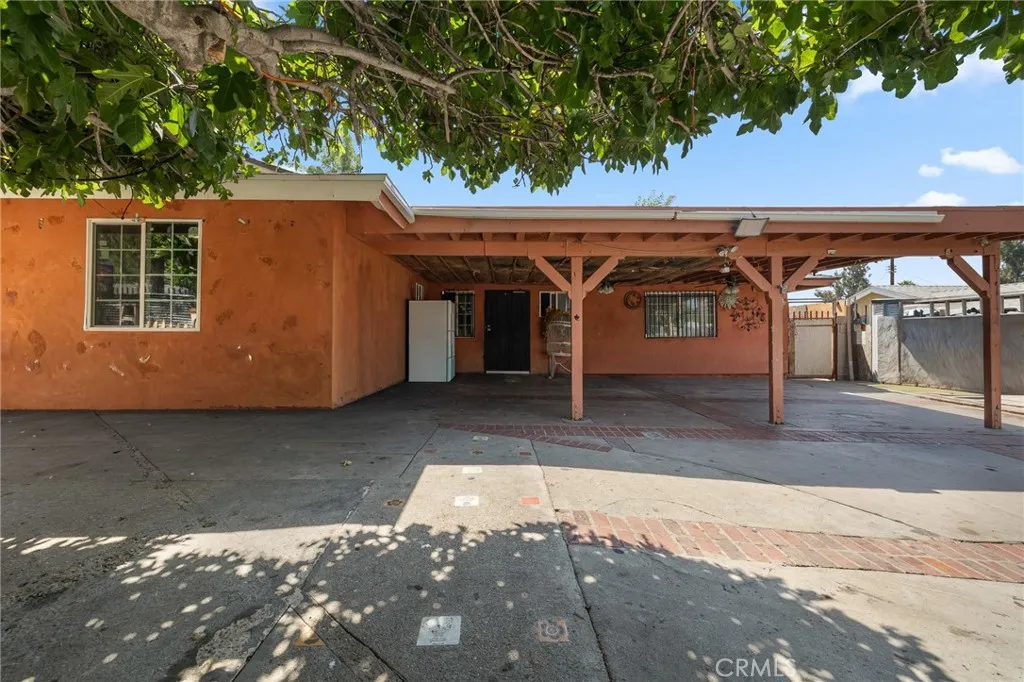 11926 Kathyann Street, Sylmar, California 91342 home-pic-1