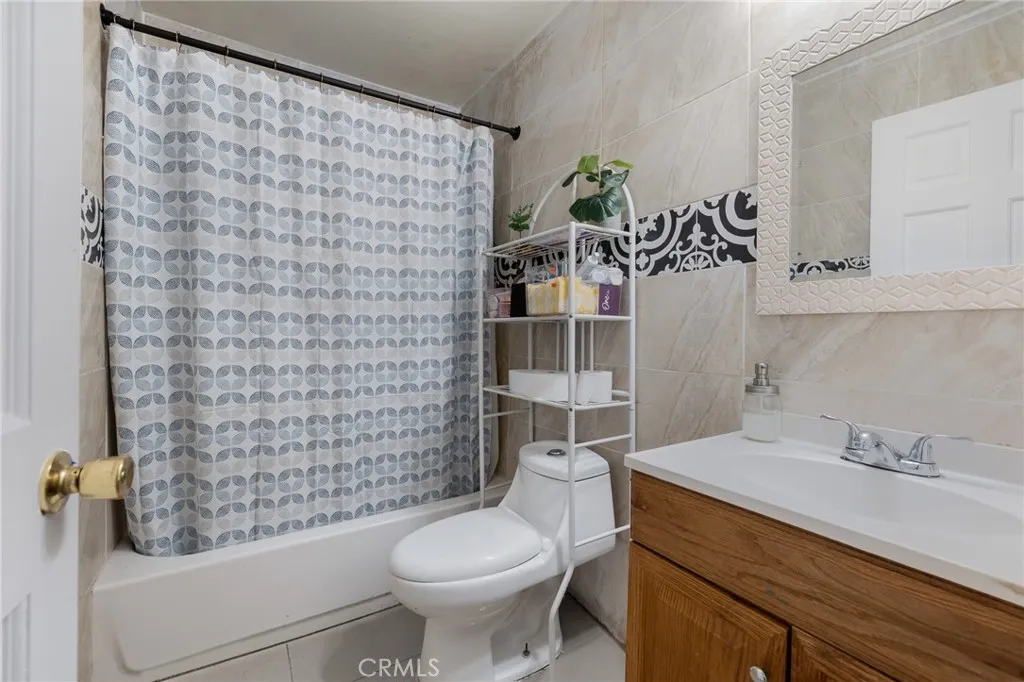 11926 Kathyann Street, Sylmar, California 91342 home-pic-15