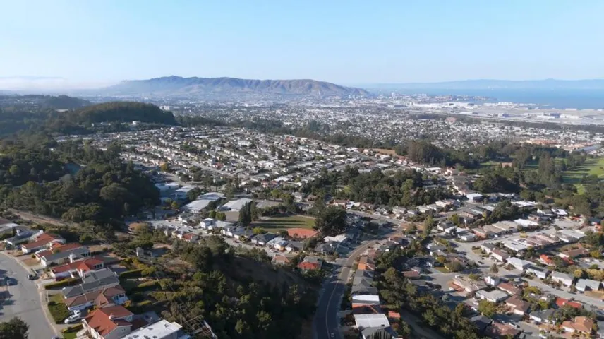 839 Banbury Lane, Millbrae, California 94030