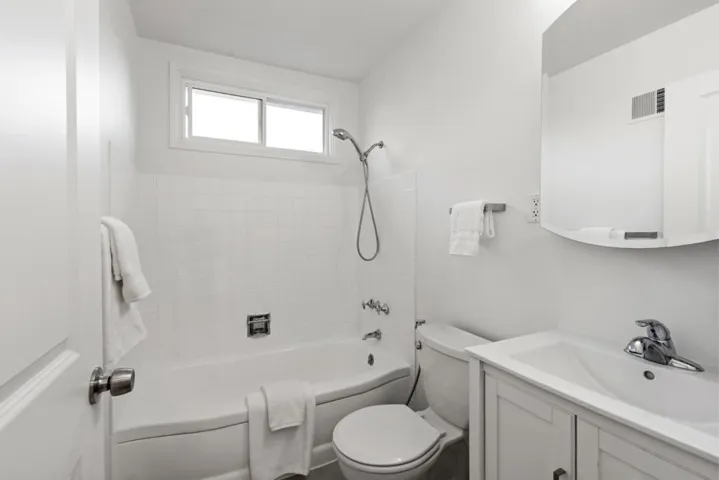 839 Banbury Lane, Millbrae, California 94030