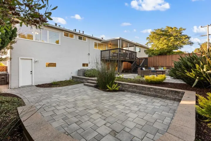 839 Banbury Lane, Millbrae, California 94030