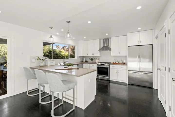 839 Banbury Lane, Millbrae, California 94030