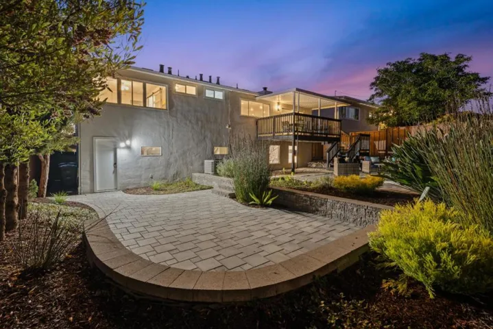 839 Banbury Lane, Millbrae, California 94030