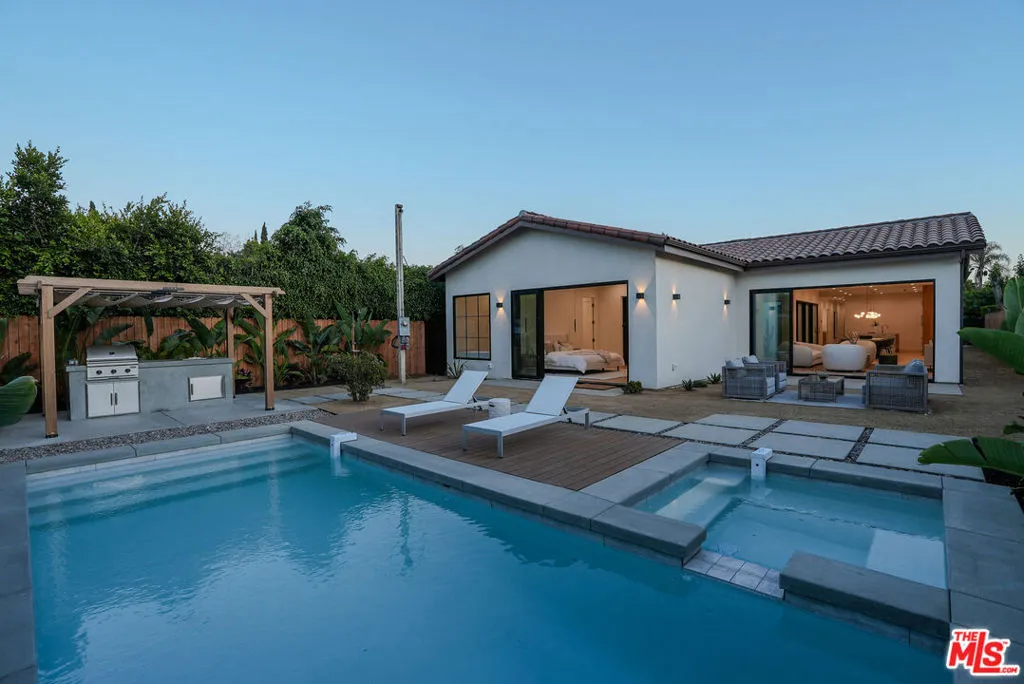 4936 Coolidge Avenue, Culver City, California 90230, 4 Bedrooms Bedrooms, ,4 BathroomsBathrooms,Residential,For Sale,Coolidge,25578607