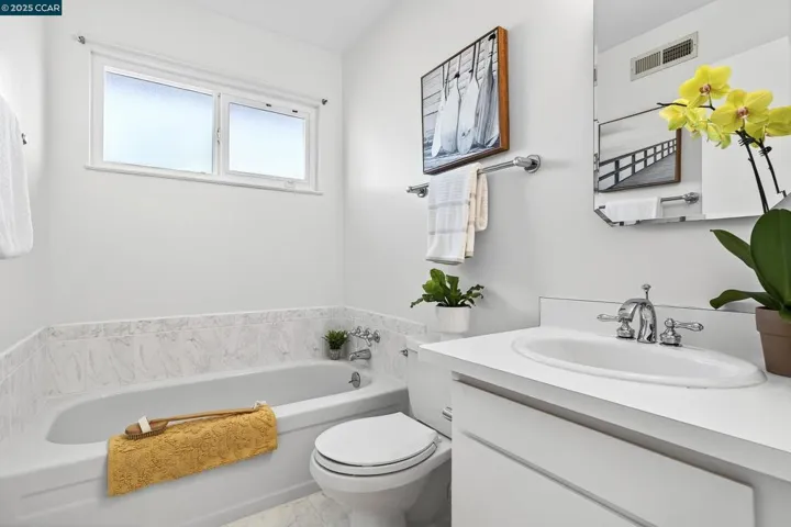 3611 Victor St, Pinole, California 94564