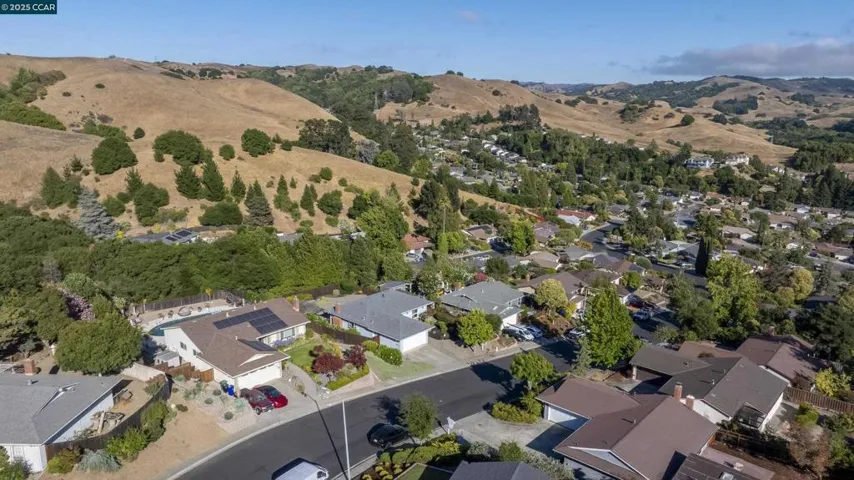 3611 Victor St, Pinole, California 94564