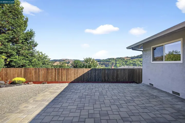 3611 Victor St, Pinole, California 94564