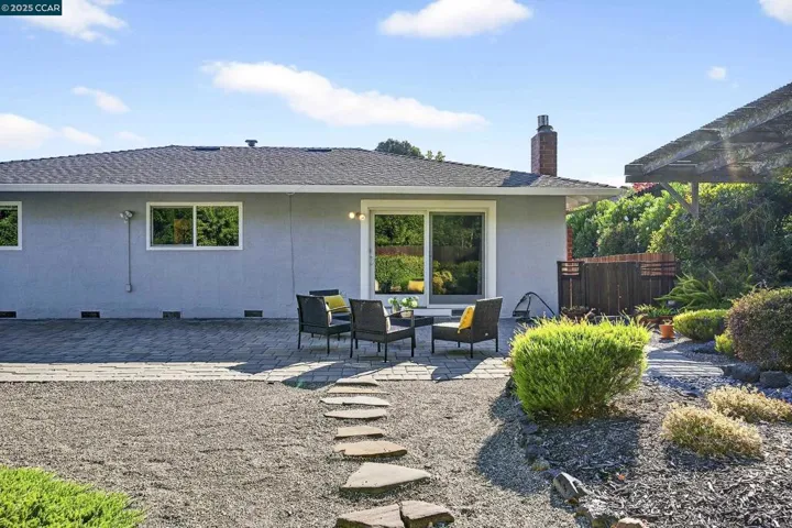 3611 Victor St, Pinole, California 94564