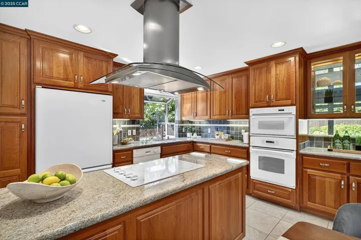 3611 Victor St, Pinole, California 94564