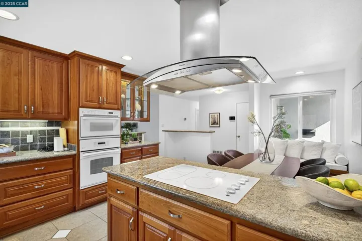 3611 Victor St, Pinole, California 94564