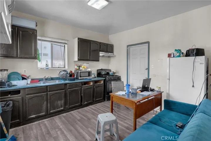 229 W 82nd Street, Los Angeles, California 90003