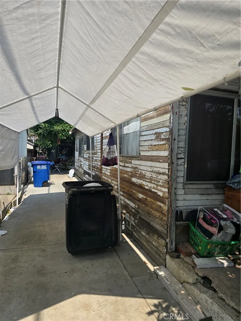 317 Gifford Avenue, Los Angeles, California 90063 home-pic-7