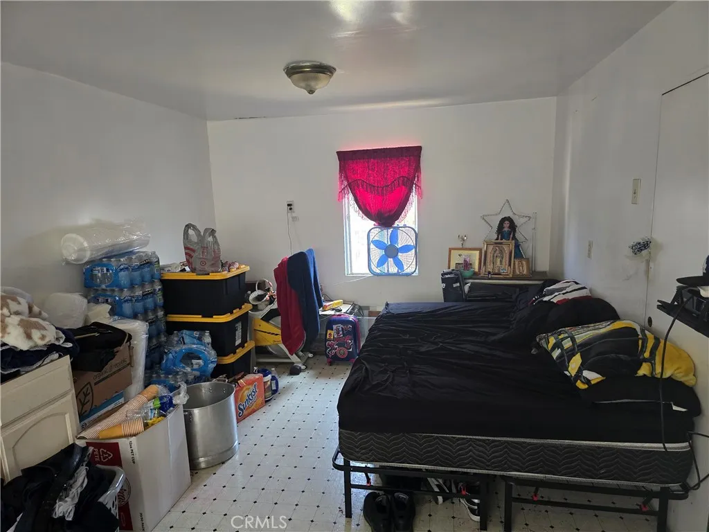 317 Gifford Avenue, Los Angeles, California 90063 home-pic-11