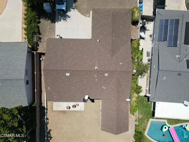 6507 Tamarind Roof View