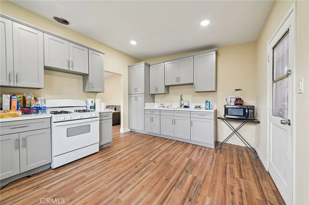 1145 Milton Street, Torrance, California 90502 home-pic-12