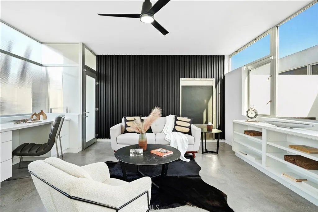 1121 Abbot Kinney Boulevard 3, Venice, California 90291 home-pic-17