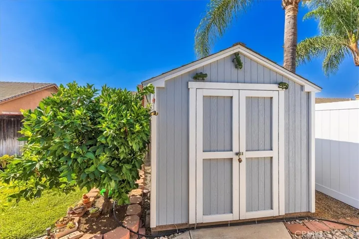 Spacious shed included.
