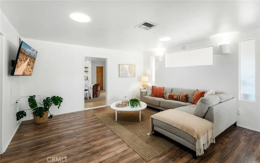 80322 Mesa Drive, 29 Palms, California 92277 home-pic-15