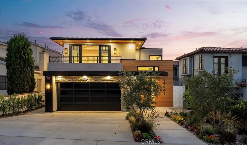 1721 Oak Avenue, Manhattan Beach, California 90266