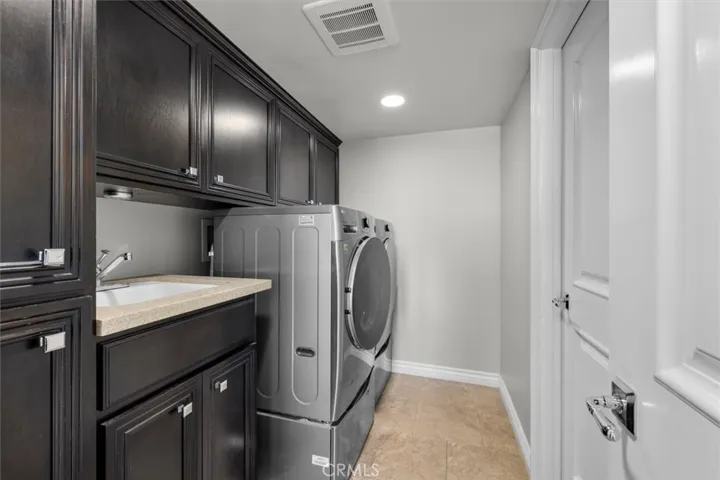 33 Cayuse Lane, Rancho Palos Verdes, California 90275