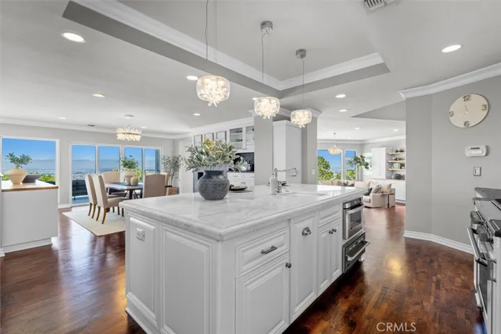 33 Cayuse Lane, Rancho Palos Verdes, California 90275