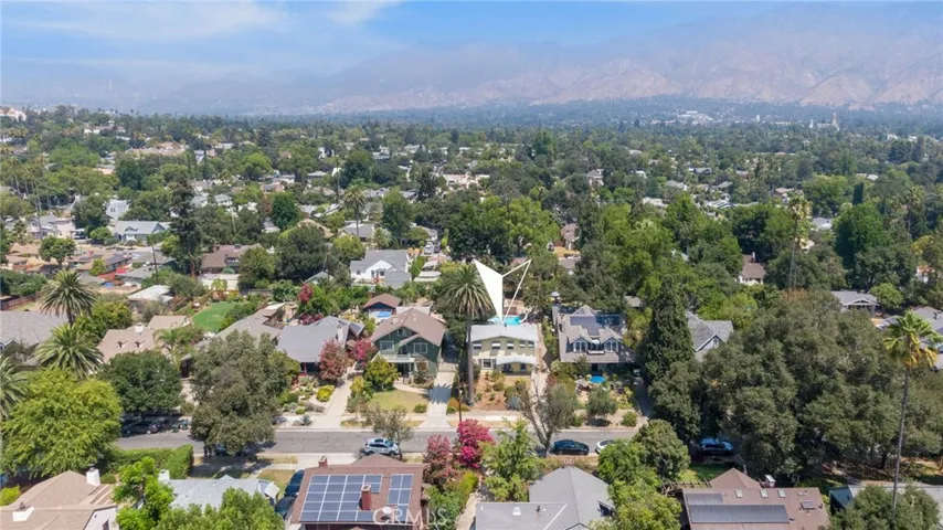 525 E Jackson Street, Pasadena, California 91104