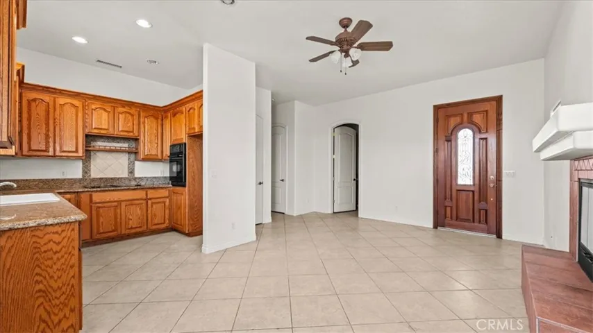 Casita, Kitchen, Living area with Fire place. View 1