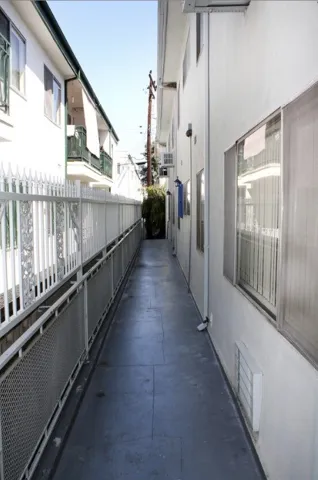1016 N Crescent Heights Boulevard 7, Los Angeles, California 90046