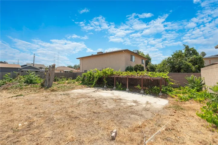9725 Rose Street, Bellflower, California 90706