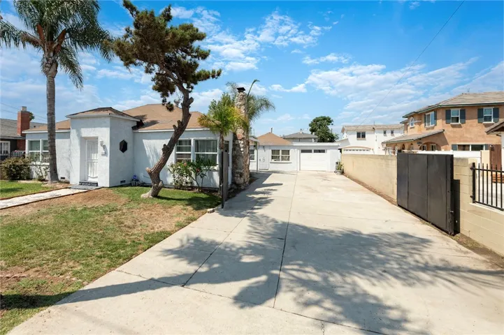 9725 Rose Street, Bellflower, California 90706