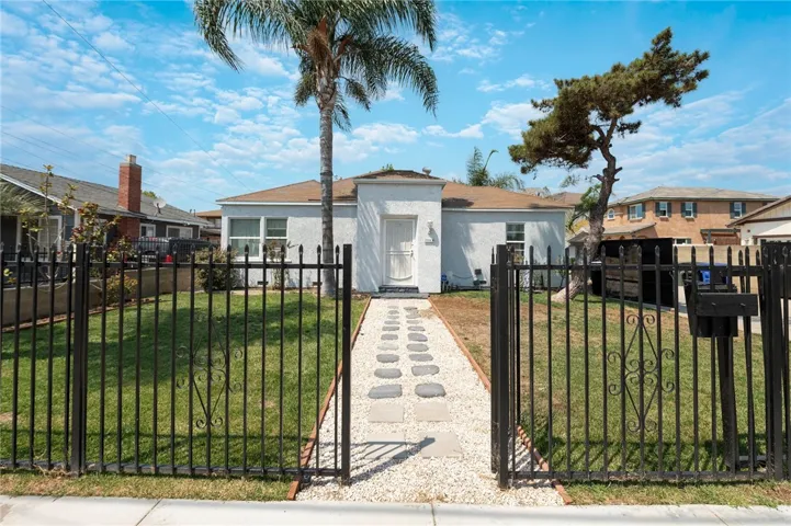 9725 Rose Street, Bellflower, California 90706