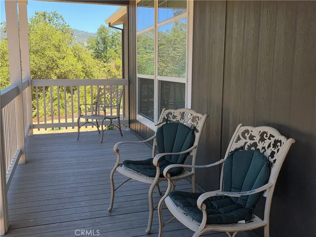 85 Hiatt Road, Cloverdale, California 95425